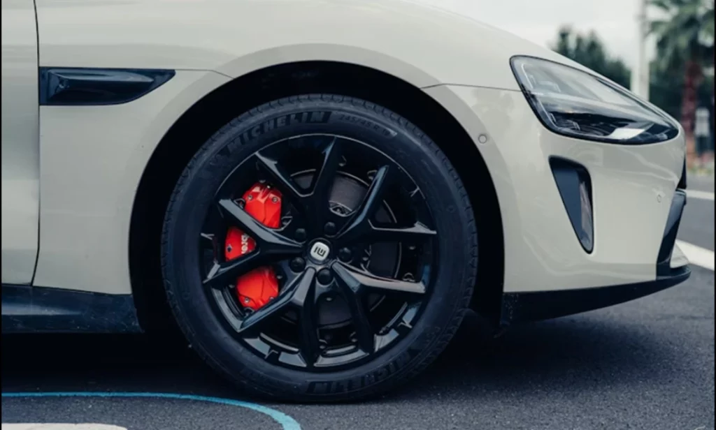 Increased risk of rim bending and cracking in EVs